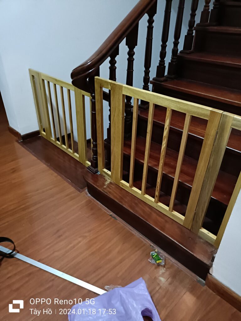 Carpentry-customized-stairs-gates