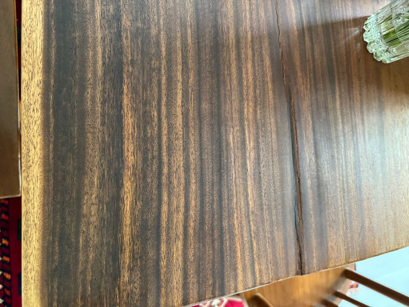 Wooden table repair and polishing