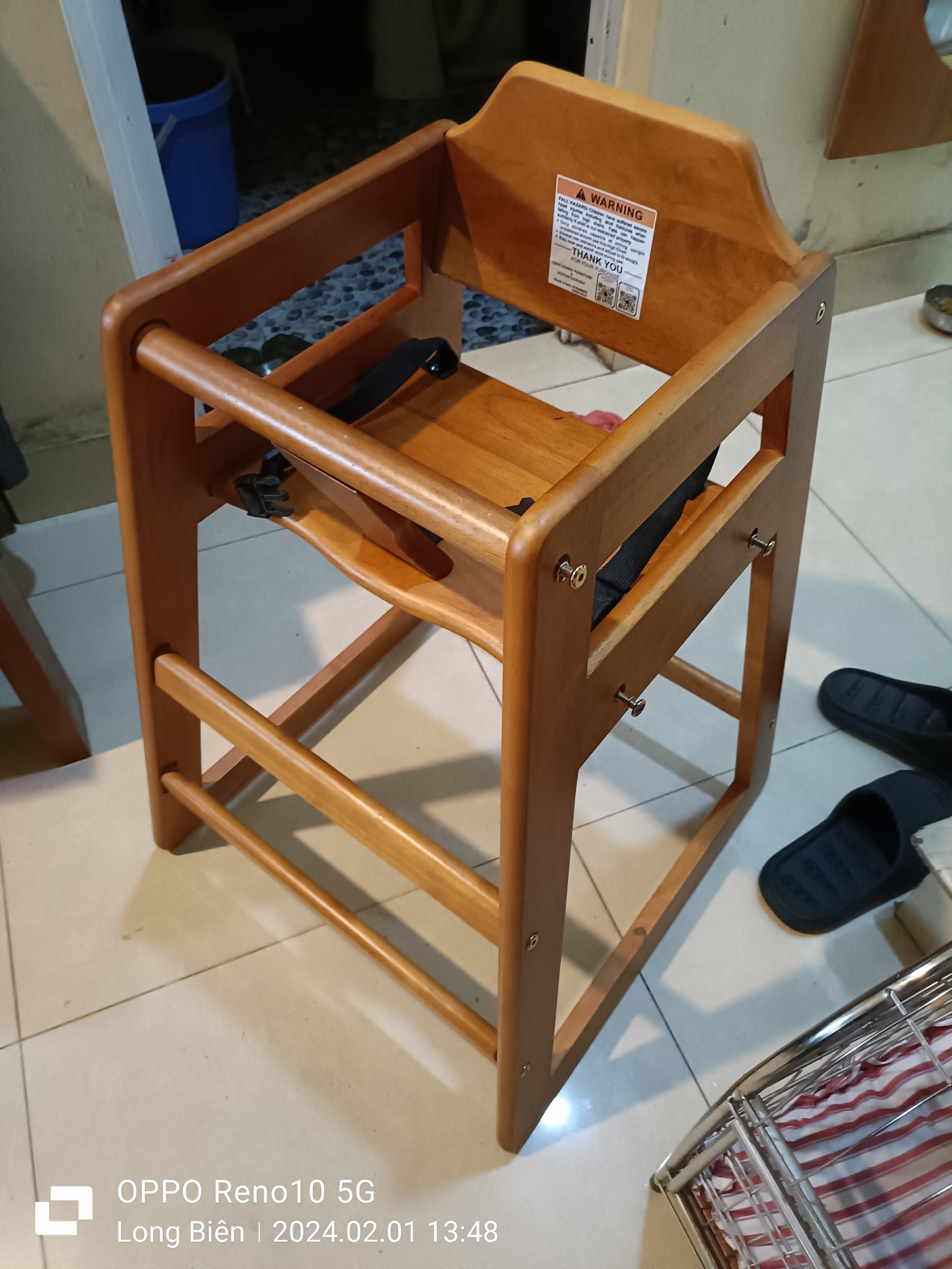 Rental of baby's high chair