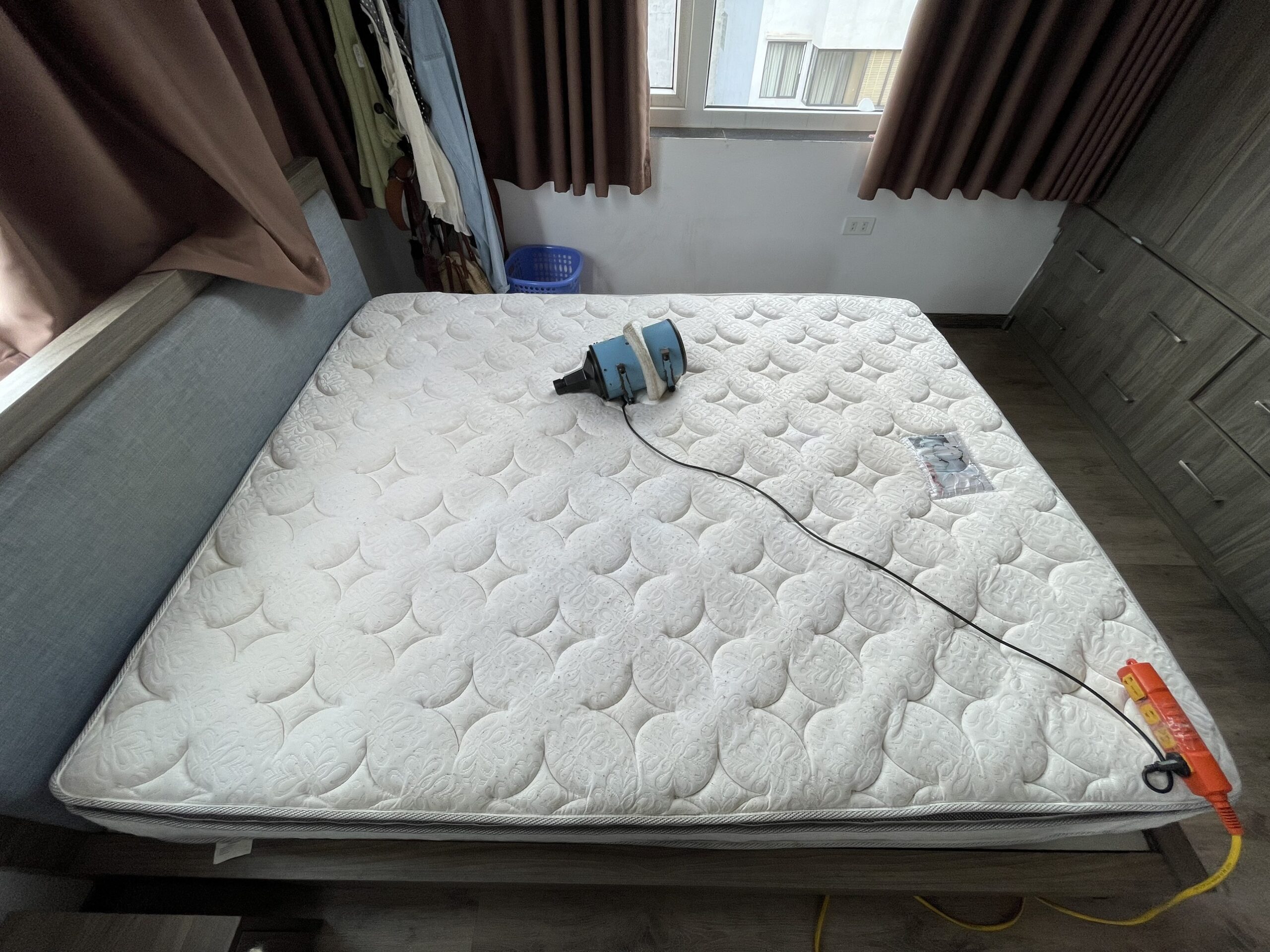 Mattress cleaning