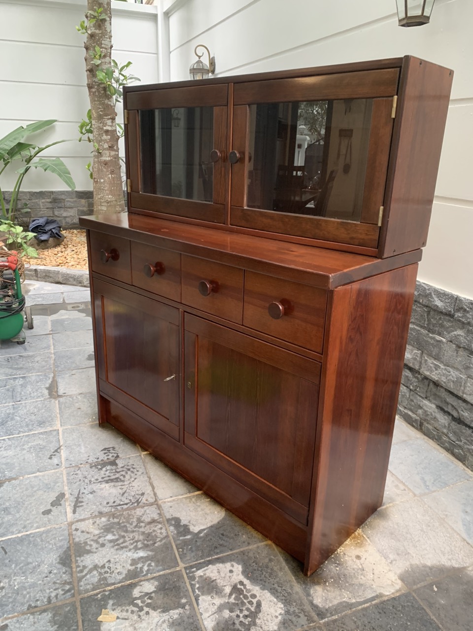 Carpentry - wooden furniture repair and refinishing